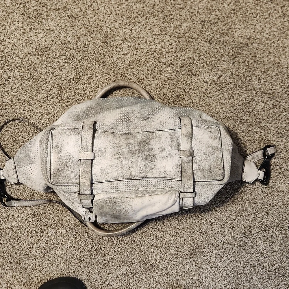 Handbag - Picture 6 of 7